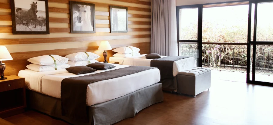 suíte superior colonia do clara dourado