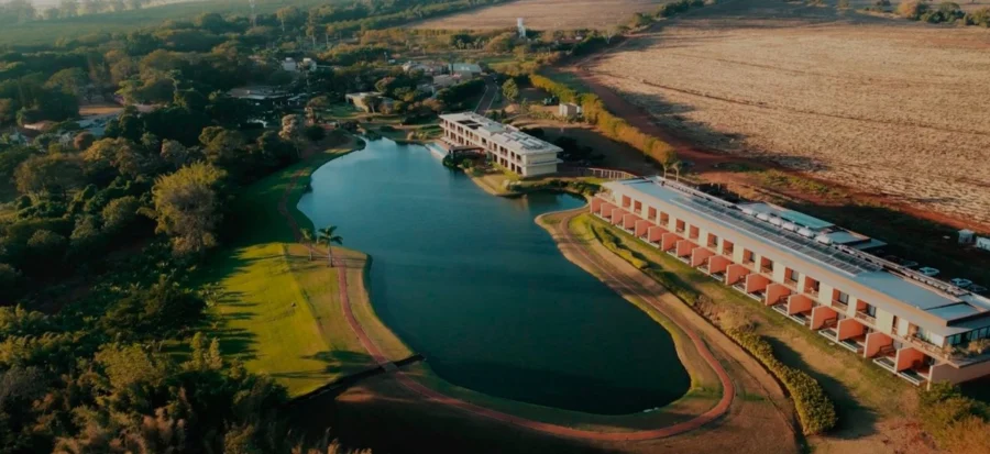 vista aerea do clara resorts